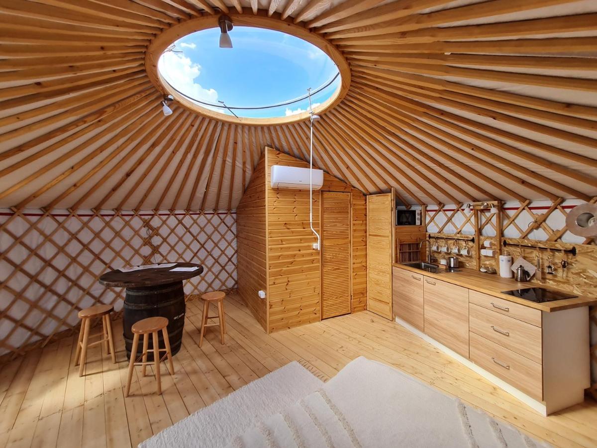 Hotel Jurtafarm Rackeve - A Nomad Luxus Exteriér fotografie